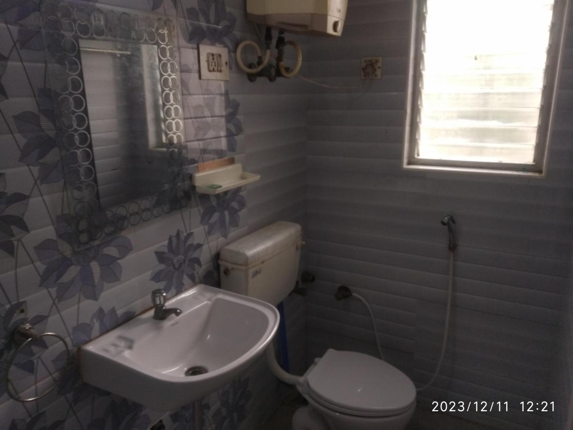 Royale Seaward Service Apartments Csennai Kültér fotó