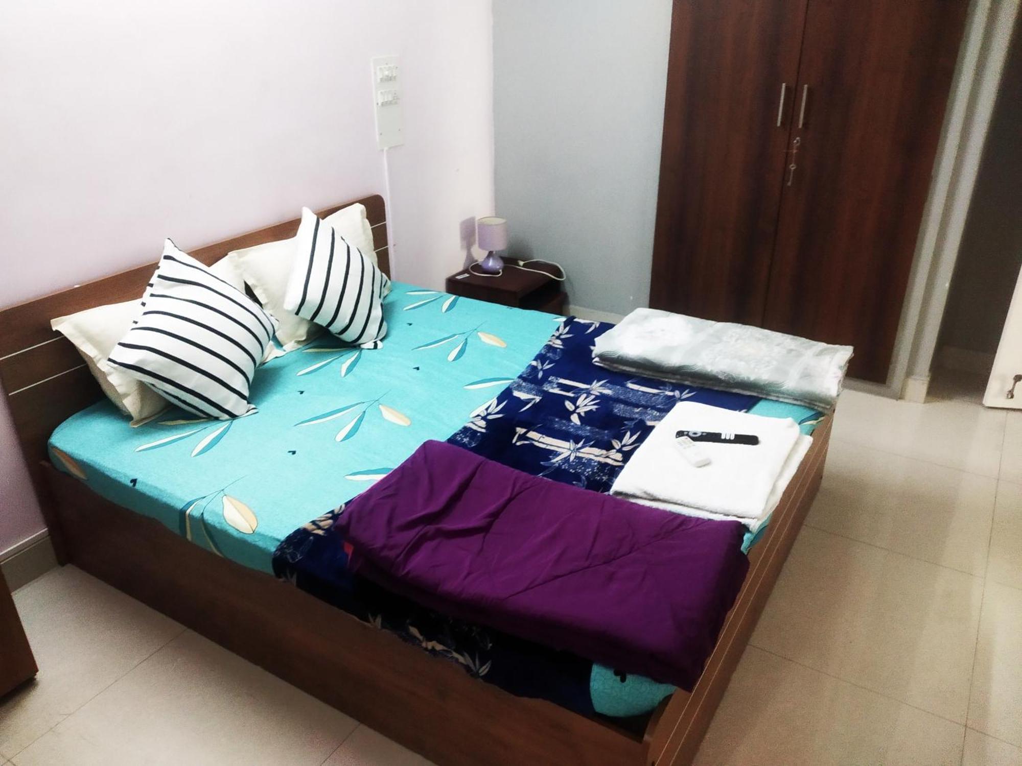Royale Seaward Service Apartments Csennai Kültér fotó